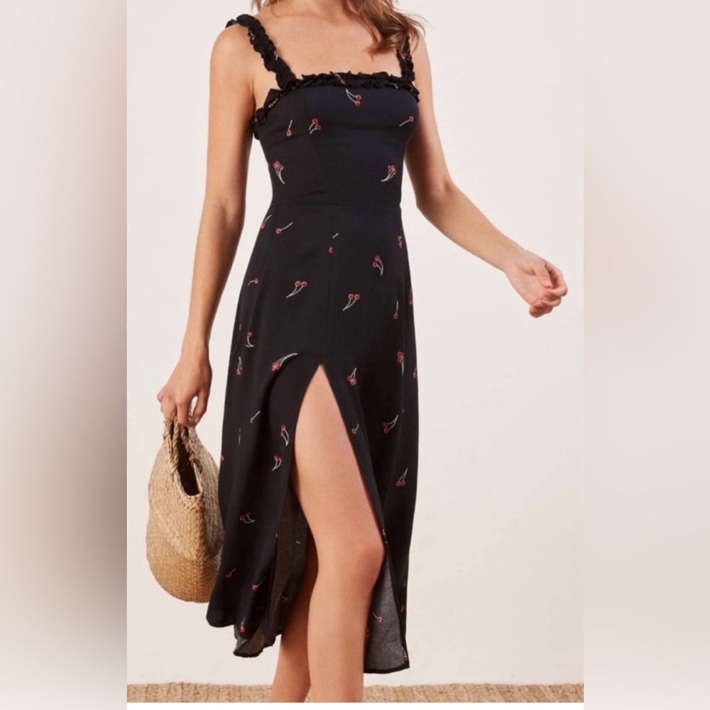 Reformation Arielle Midi Dress Low Cut Revealing Leg Slit Cherries Black Size 0